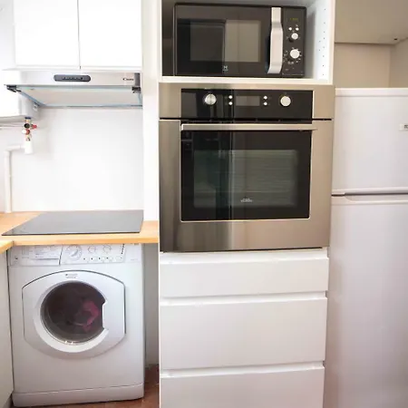 Appartement Charmant Studio Place De La Nation#coeur De *
